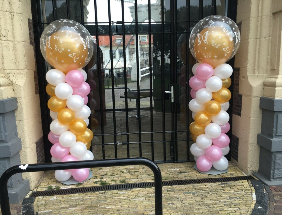 Gestufde Ballonnenpilaren